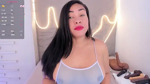 Monika-Ruiz online show from December 2025 01:49:02 PM