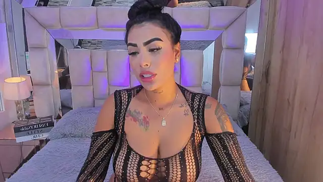 Snapshot of MaddyGray_ chatting on September 2025 06:20:02 PM MaddyGray  online show from September 2025 06:20:02 PM