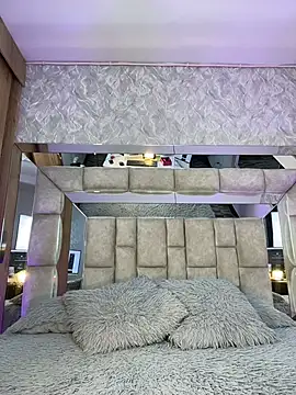 MaddyGray  online show from November 2025 07:15:01 PM