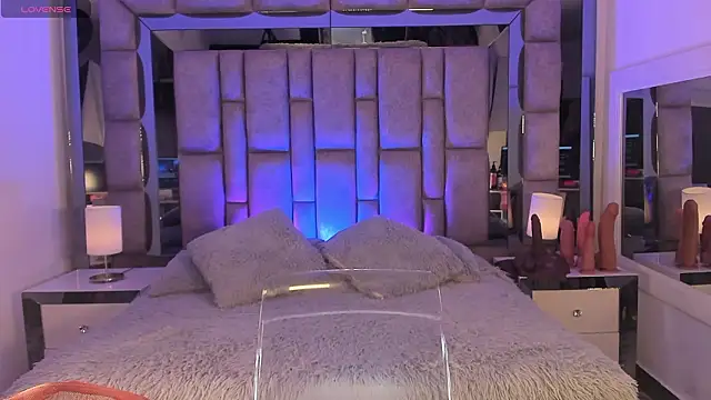 MaddyGray  online show from March 2026 07:06:02 PM