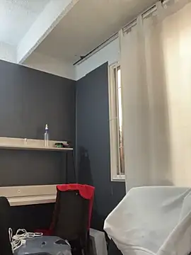 Alyha Cortes online show from December 2025 01:09:02 PM