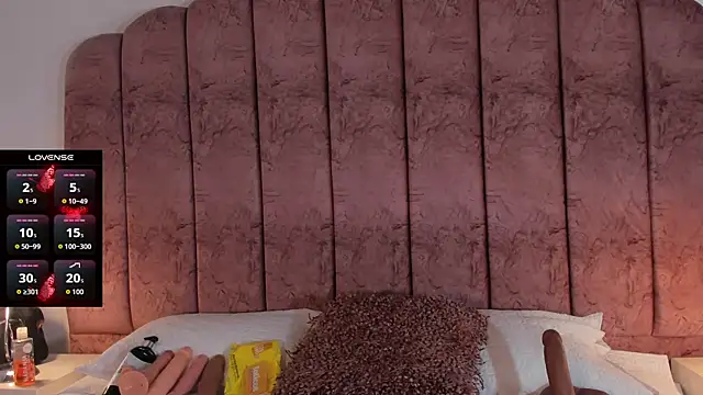 Snapshot of ValeskaZuev1 chatting on October 2025 07:01:01 PM ValeskaZuev1 online show from October 2025 07:01:01 PM