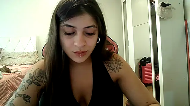 Becca B online show from December 2025 07:44:01 PM