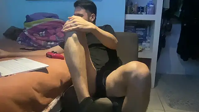 Alexitho25 online show from November 2025 09:20:01 AM