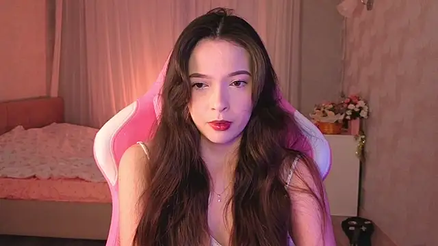 Snapshot of yuna_sunshy chatting on April 2026 12:39:01 AM yuna sunshy online show from April 2026 12:39:01 AM