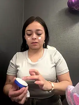 Emily Rivers  online show from January 2026 01:15:01 PM