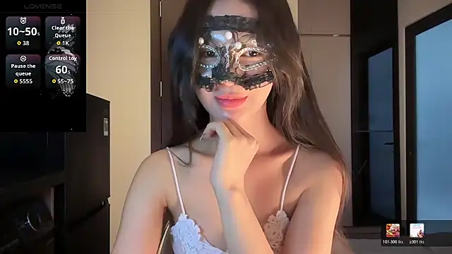 Snapshot of Mimi_love01 chatting on May 2026 06:44:01 AM Mimi love01 online show from May 2026 06:44:01 AM