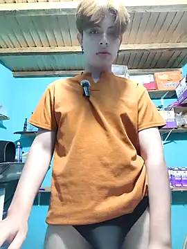 Snapshot of ethan_manovan chatting on July 2026 10:52:01 PM ethan manovan online show from July 2026 10:52:01 PM