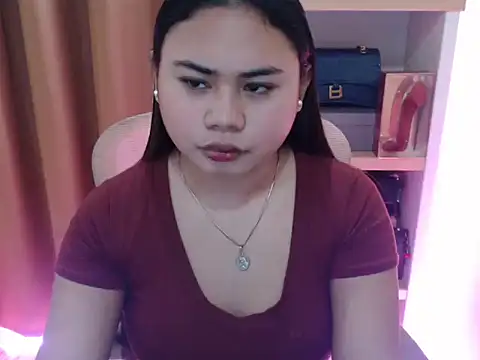 Snapshot of Annafoxy2xx chatting on May 2026 12:33:02 PM Annafoxy2xx online show from May 2026 12:33:02 PM