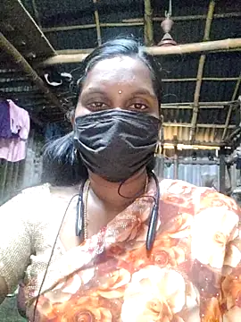 Snapshot of Tamildivya18 chatting on November 2025 05:17:01 AM Tamildivya18 online show from November 2025 05:17:01 AM