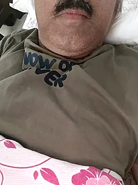 moonflower25 online show from February 2026 07:23:02 PM