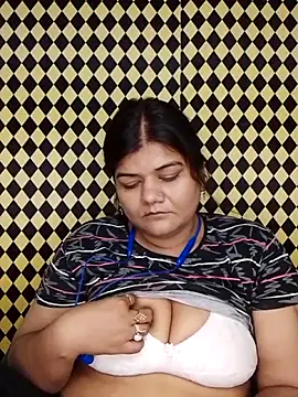 Meenu tiwari online show from October 2025 09:24:01 PM