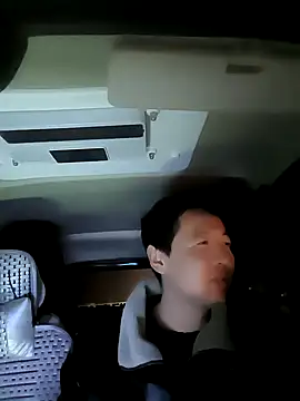 huanhuanaaaaa online show from February 2026 12:32:01 PM