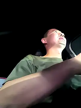 huanhuanaaaaa online show from April 2026 01:39:01 PM