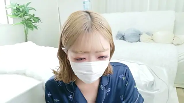 Snapshot of Rina_72 chatting on June 2026 06:25:01 AM Rina 72 online show from June 2026 06:25:01 AM