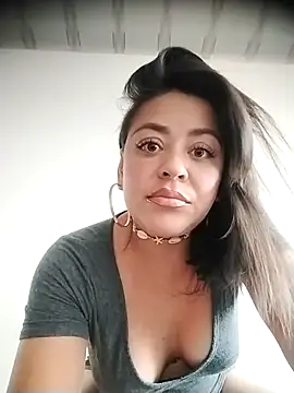 MiaWelkin online show from September 2025 03:48:02 PM