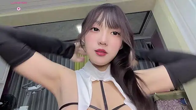 Yaya--728 online show from February 2026 12:10:02 PM