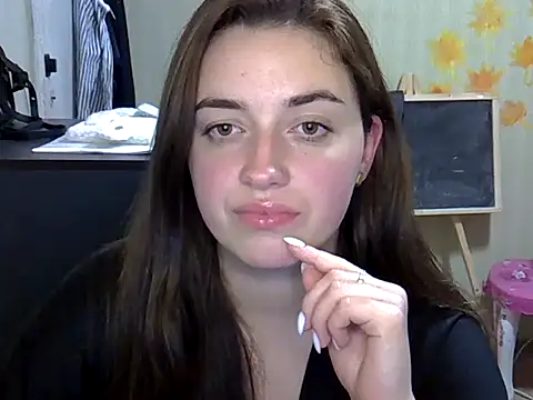 daniella brun online show from October 2025 09:59:02 PM