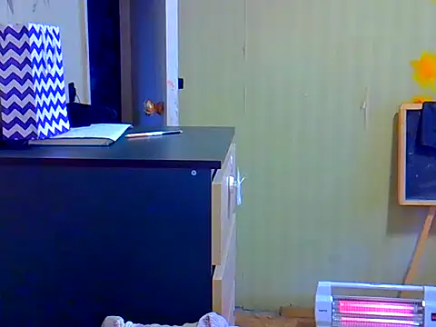 daniella brun online show from October 2025 07:49:02 AM