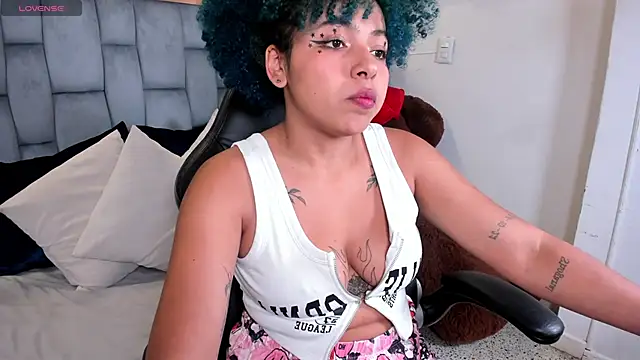 momo ayasse online show from September 2025 01:49:01 AM