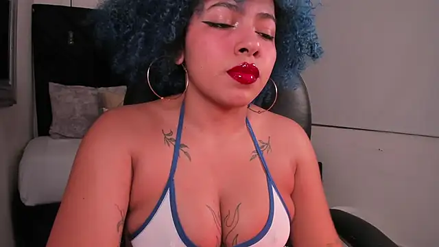 Snapshot of momo_ayasse chatting on May 2026 04:08:02 AM momo ayasse online show from May 2026 04:08:02 AM