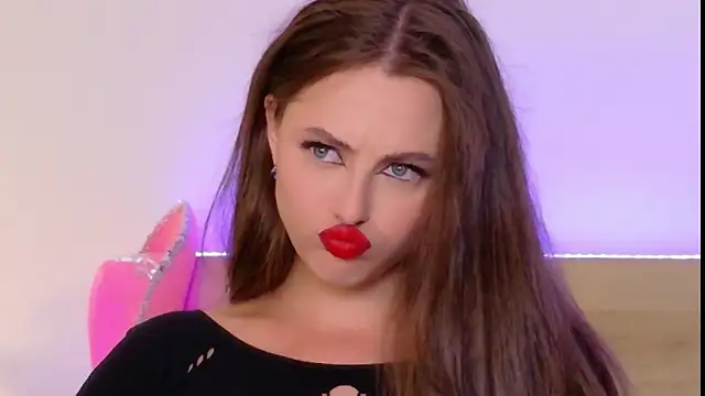 Sienna Voss online show from October 2025 09:46:01 PM