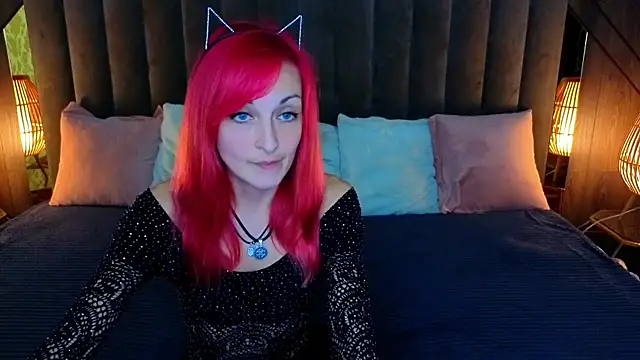 BrandyBloom online show from November 2025 01:55:01 PM