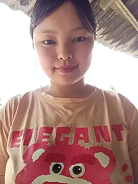 XoiXoi232 online show from April 2026 02:17:02 AM