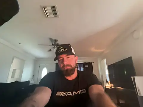 Snapshot of biggdickbandit92 chatting on June 2026 02:33:01 PM biggdickbandit92 online show from June 2026 02:33:01 PM