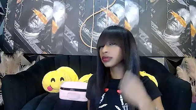 Lilmisbaddyxxx online show from March 2026 06:47:01 PM