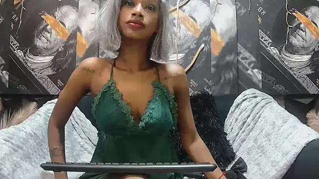 Snapshot of Lilmisbaddyxxx chatting on June 2026 06:06:01 PM Lilmisbaddyxxx online show from June 2026 06:06:01 PM