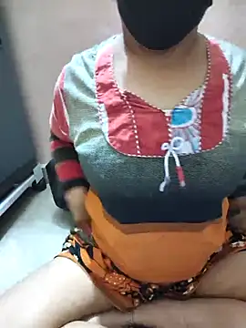 Snapshot of keralacouples11 chatting on December 2025 04:51:01 AM keralacouples11 online show from December 2025 04:51:01 AM