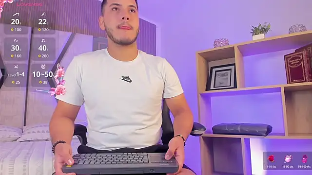 Snapshot of Axel_grey_ chatting on June 2026 12:58:01 PM Axel grey online show from June 2026 12:58:01 PM