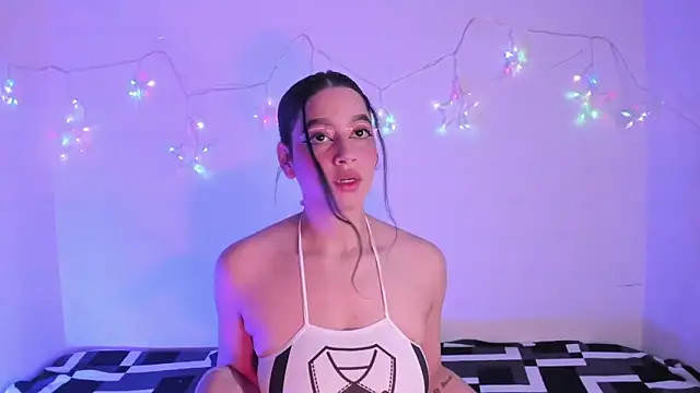 Snapshot of Megan_Luxe chatting on February 2026 05:15:01 AM Megan Luxe online show from February 2026 05:15:01 AM