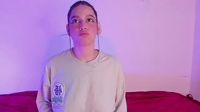 Snapshot of Megan_Luxe chatting on March 2026 08:09:02 AM Megan Luxe online show from March 2026 08:09:02 AM