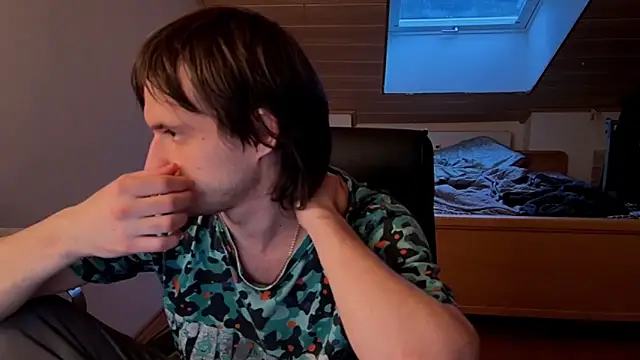 Bez3ybik online show from April 2026 05:39:02 PM