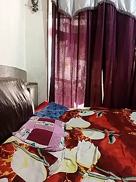 MEERAcle online show from March 2026 04:31:01 AM