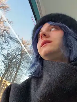 Only April online show from March 2026 04:49:02 AM