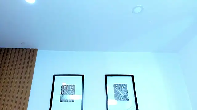 catalina jolie online show from December 2025 04:30:01 AM