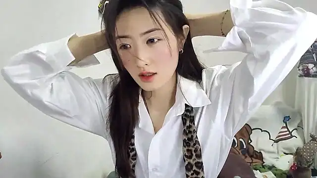 Moonlight-23 online show from January 2026 01:05:02 PM