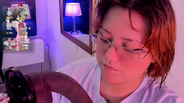 isa grey  online show from October 2025 04:57:02 AM