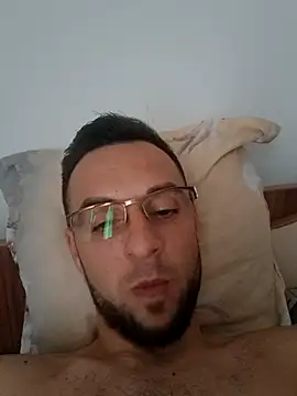 Necunoscutul001 online show from November 2025 09:03:01 AM