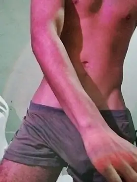 Mago666  online show from April 2026 12:05:01 AM