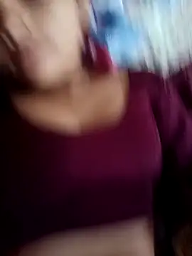 Snapshot of Hitsda chatting on September 2025 03:19:01 AM Hitsda online show from September 2025 03:19:01 AM