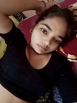 Snapshot of Hitsda chatting on September 2025 03:33:02 AM Hitsda online show from September 2025 03:33:02 AM