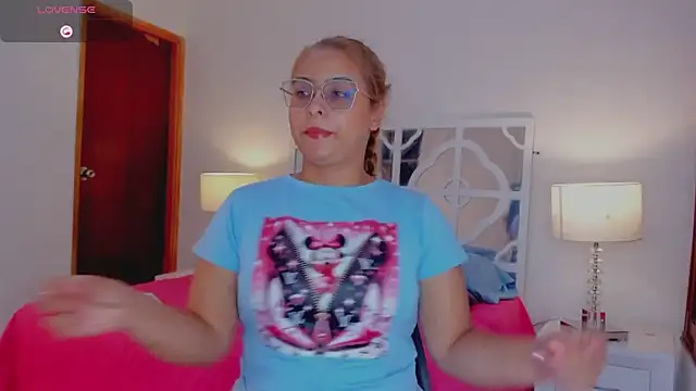 MikaelaStone online show from October 2025 12:38:01 PM