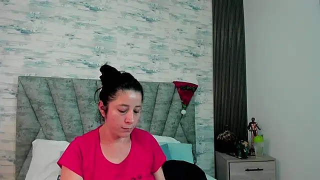 ShanelEvans online show from December 2025 06:47:02 PM