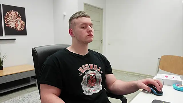 Richard Dullas online show from November 2025 07:25:02 PM