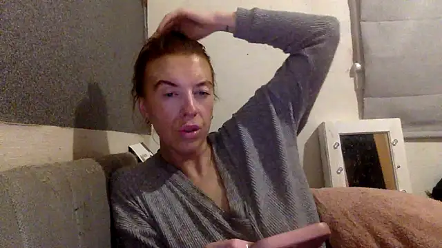 Snapshot of Bellababexox chatting on June 2026 01:07:02 AM Bellababexox online show from June 2026 01:07:02 AM