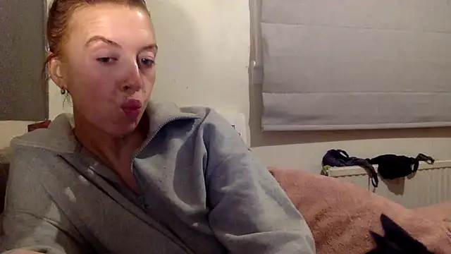 Snapshot of Bellababexox chatting on June 2026 12:11:01 AM Bellababexox online show from June 2026 12:11:01 AM